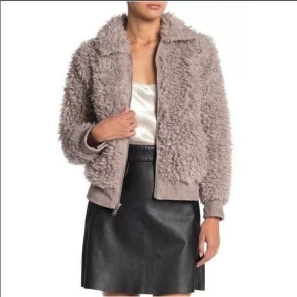 BCBGeneration Zip Front Faux Fur Jacket in Haze - NWT Small - Picture 1 of 5